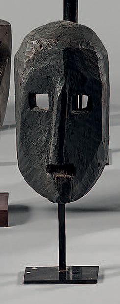 Mask. Timor Island. Indonesia. 
H.: 25 c...