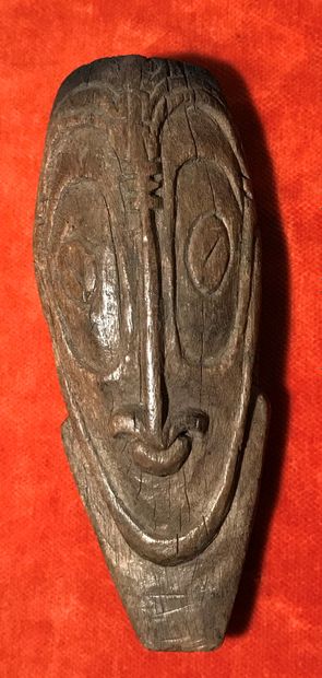 Fragment representing a head. Sepik River....