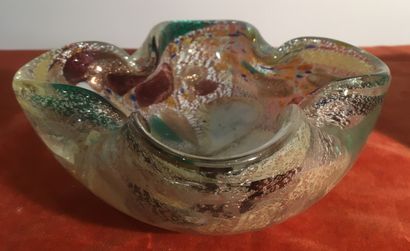 MURANO.
Four-lobed, pinch-edged, four-sided...