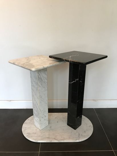 Black and white marble saddle, quadrangular...