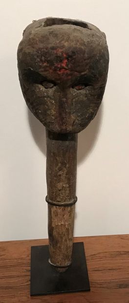 Puppet head. China. 
H.: 29 cm.