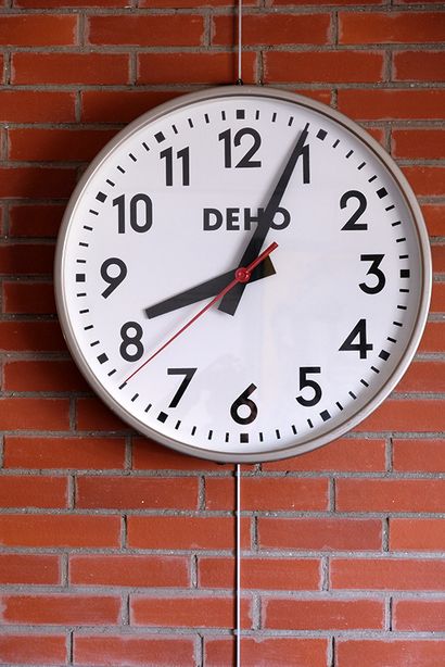 DEHO.
Station clock. 
Diameter: 64 cm.