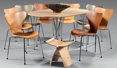Arne JACOBSEN (1902-1971). Fritz HANSEN.
Suite...