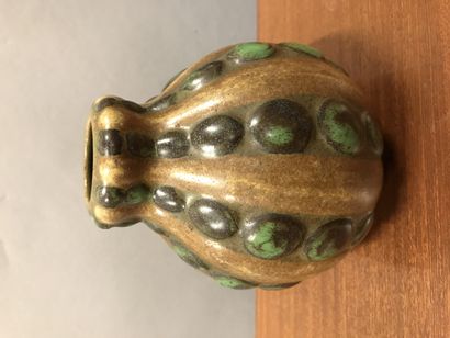 Louis LAURIOUX :
- Small powder blue-green...