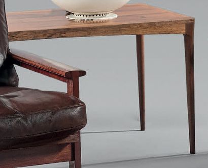 Table basse rectangulaire, en palissandre,...