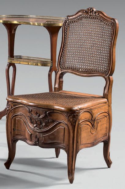 Chair of ease in natural wood molded and...