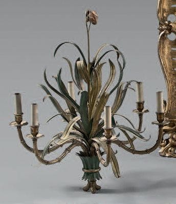 Attribué à BAGUÈS.
A gilt bronze and lacquered...