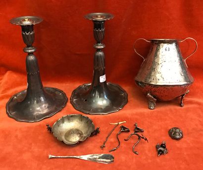 Ensemble en argent (800) :
- une paire de...
