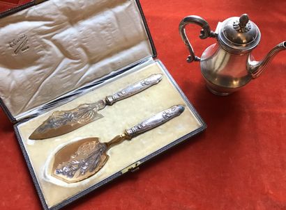 Ice-cream set with silver handles (800),...