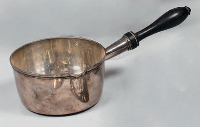 Petite casserole en argent uni (800), la...