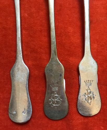Twelve silver entremet forks (800), uniplat...