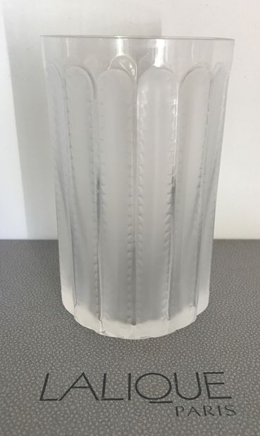 LALIQUE France.Modèle JAFFA.

Six verres...