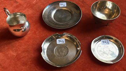 Ensemble en argent (950-925 et 800) :
- une...