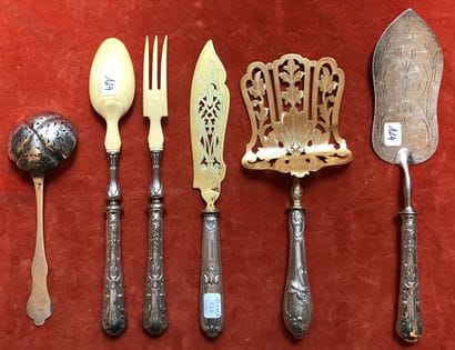 A set of silver (800) serving utensils, including:
-...