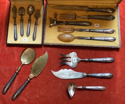 Set of serving pieces, the handles filled...