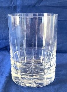 Suite of twelve whisky glasses in cut cr...