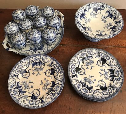 Part of service in earthenware of Creil and...