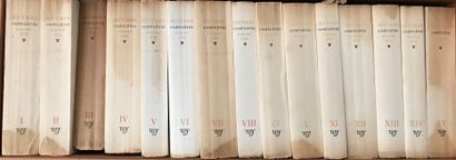 Suite of fifteen volumes by André Gide, Éditions...