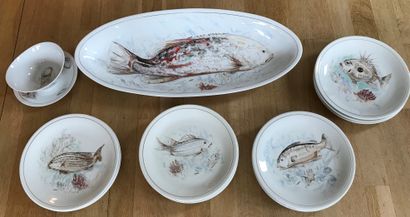 Service à poissons en porcelaine, à décor...
