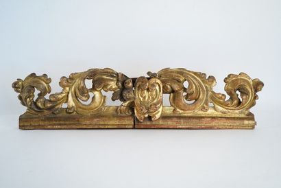 Ensemble comprenant : 

1/ Élément de boiserie...