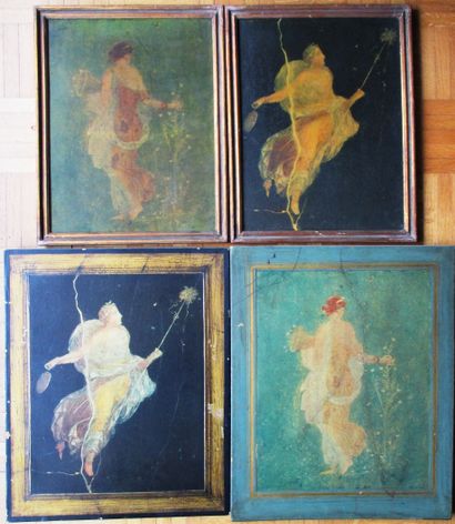 Deux paires de reproductions de fresques...