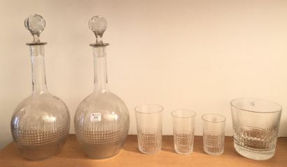 Partie de service de verres en cristal de...
