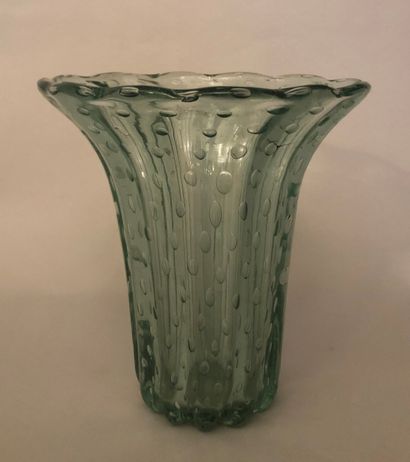 MURANO, BAROVIER et TOSO.

Vase à côtes et...