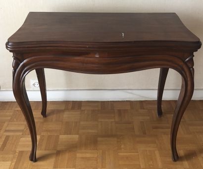 Table à jeu en acajou et placage d'acajou,...