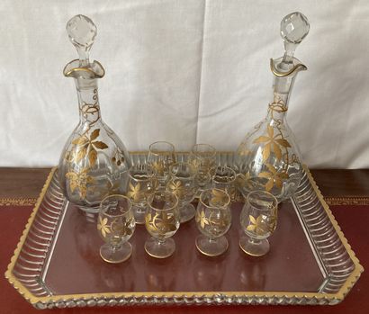 Service à liqueur en verre ou cristal à décor...