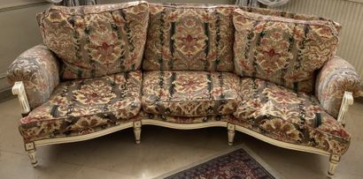 White lacquered and gilded wood sofa and...