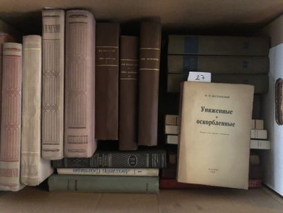 Two boxes of Russian and Georgian books.