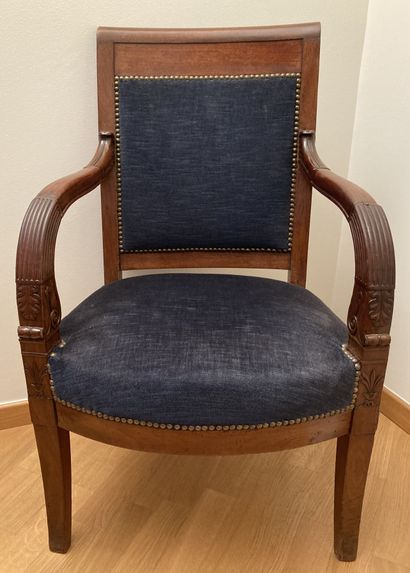Mahogany and mahogany veneer curved back...