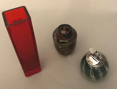 MURANO.

- Vase quadrangulaire à côtes en...