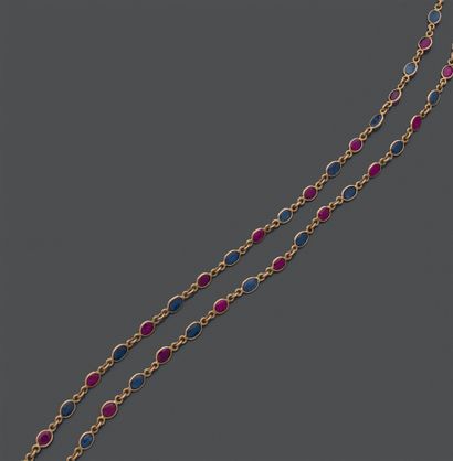 Long necklace in 18K (750) yellow gold, the...