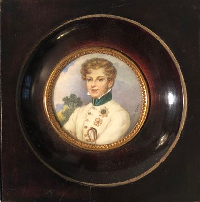 
Round miniature, 