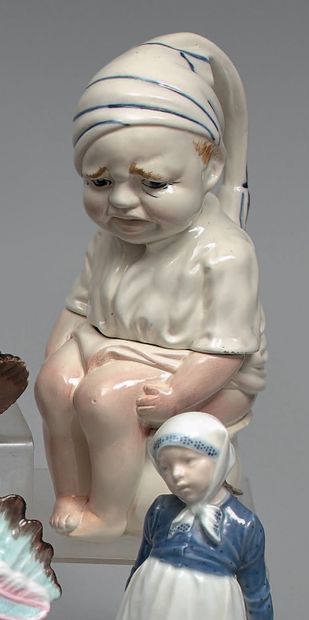 Earthenware tobacco pot, in two parts, showing...