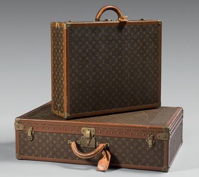 Louis VUITTON, n° 920364.

Valise modèle...