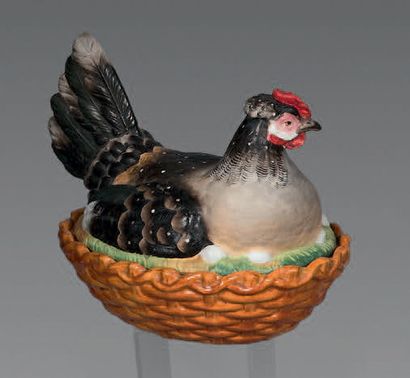 Important egg dish, the upper part in polychrome...