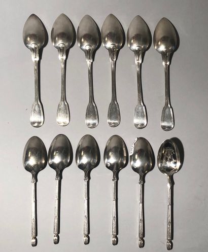Ensemble en argent (925): suite de six petites...