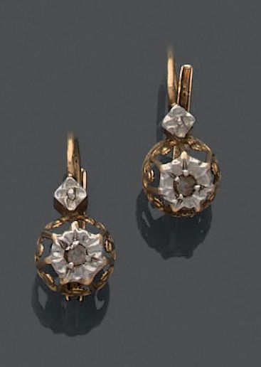 Pair of 18K (750) yellow and white gold sleeper...