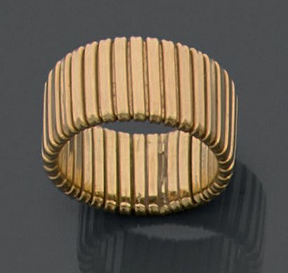 Ring in 18K (750) yellow gold, tubogas type,...