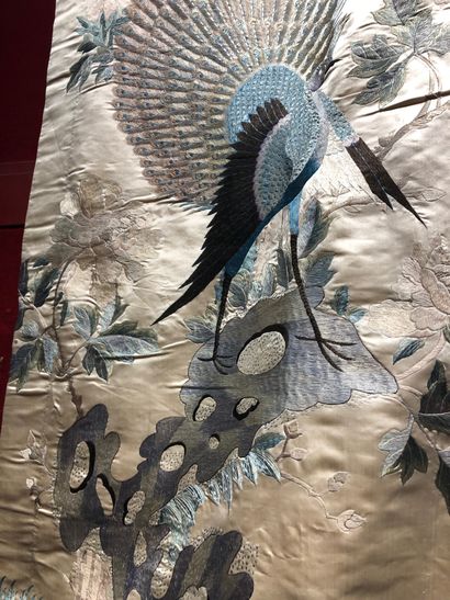
Set of embroidered silk with beige background...