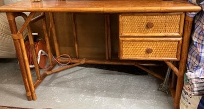 Varnished bamboo desk, the box with two drawers...