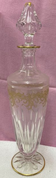 SAINT-LOUIS. Carafe of form spindle out of...