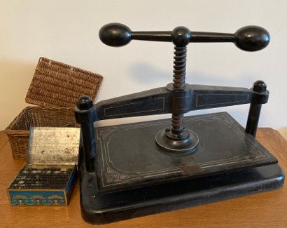 Printing press in cast iron. House Ch. Testut...