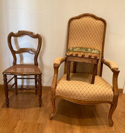 Armchair with high back in varnished wood....