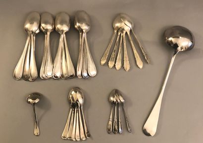 Set in silver plated metal, including: a...