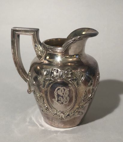 Cream pot in silver plated metal, figured...