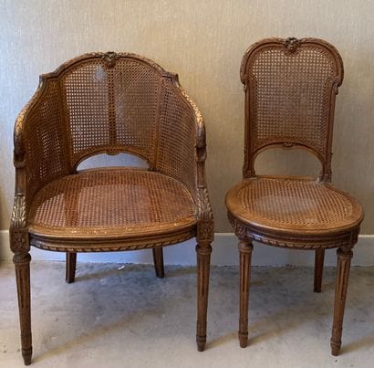 Pair of armchairs with gondola back in natural...