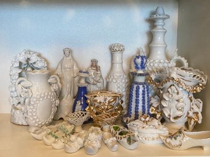 Ensemble d'une vingtaine de pièces en porcelaine...